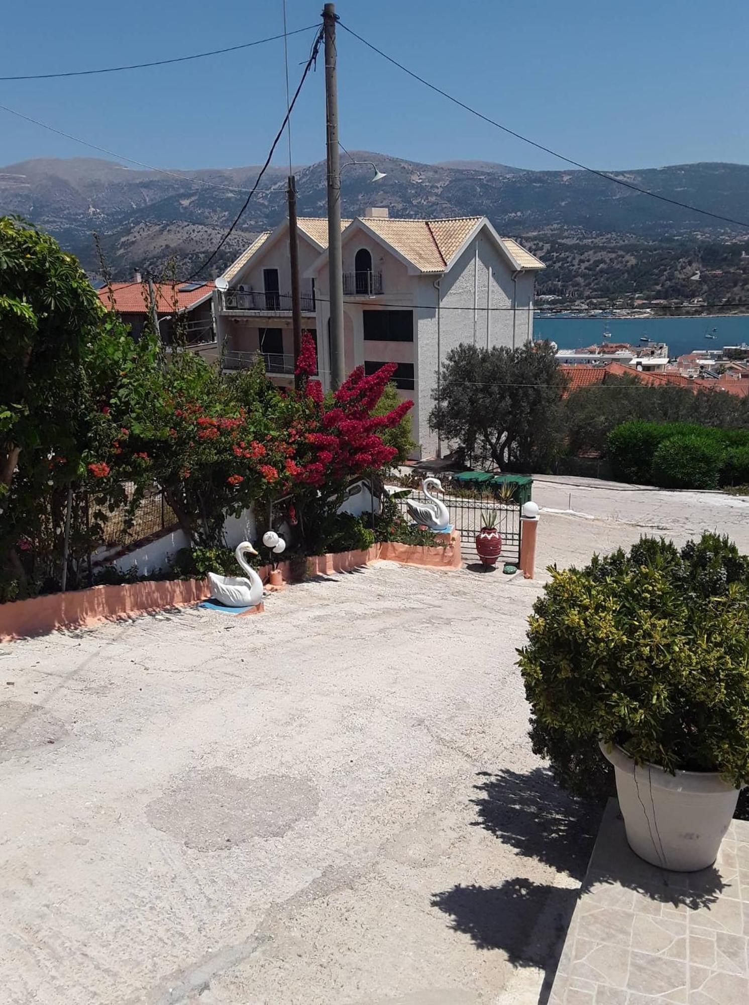 Elenh House Apartment Argostoli  Luaran gambar